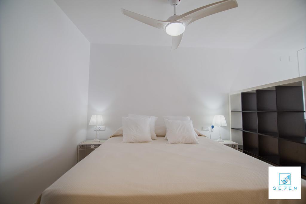 בנאלמדנה Apartamentos Seven Village מראה חיצוני תמונה